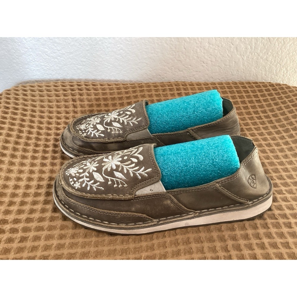 Ariat Women's Sz 9 B Embroidered Floral Leather Slip-On Flats Brown Shoes